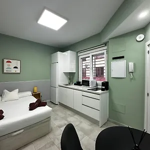 lovely-rental-unital-malaga.1costadelsol.com/